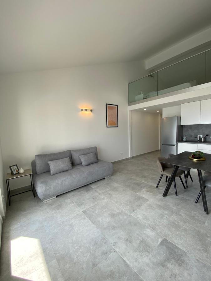 Divine Moments Apartment Pisak Exterior photo