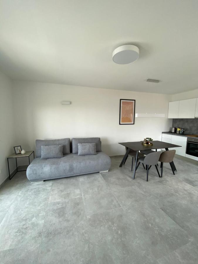 Divine Moments Apartment Pisak Exterior photo
