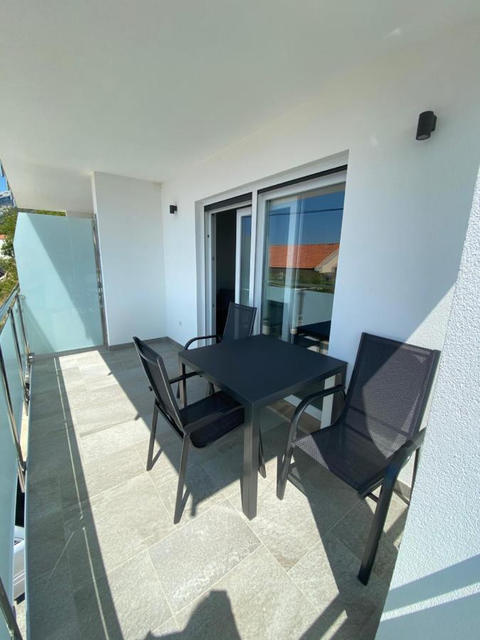 Divine Moments Apartment Pisak Exterior photo